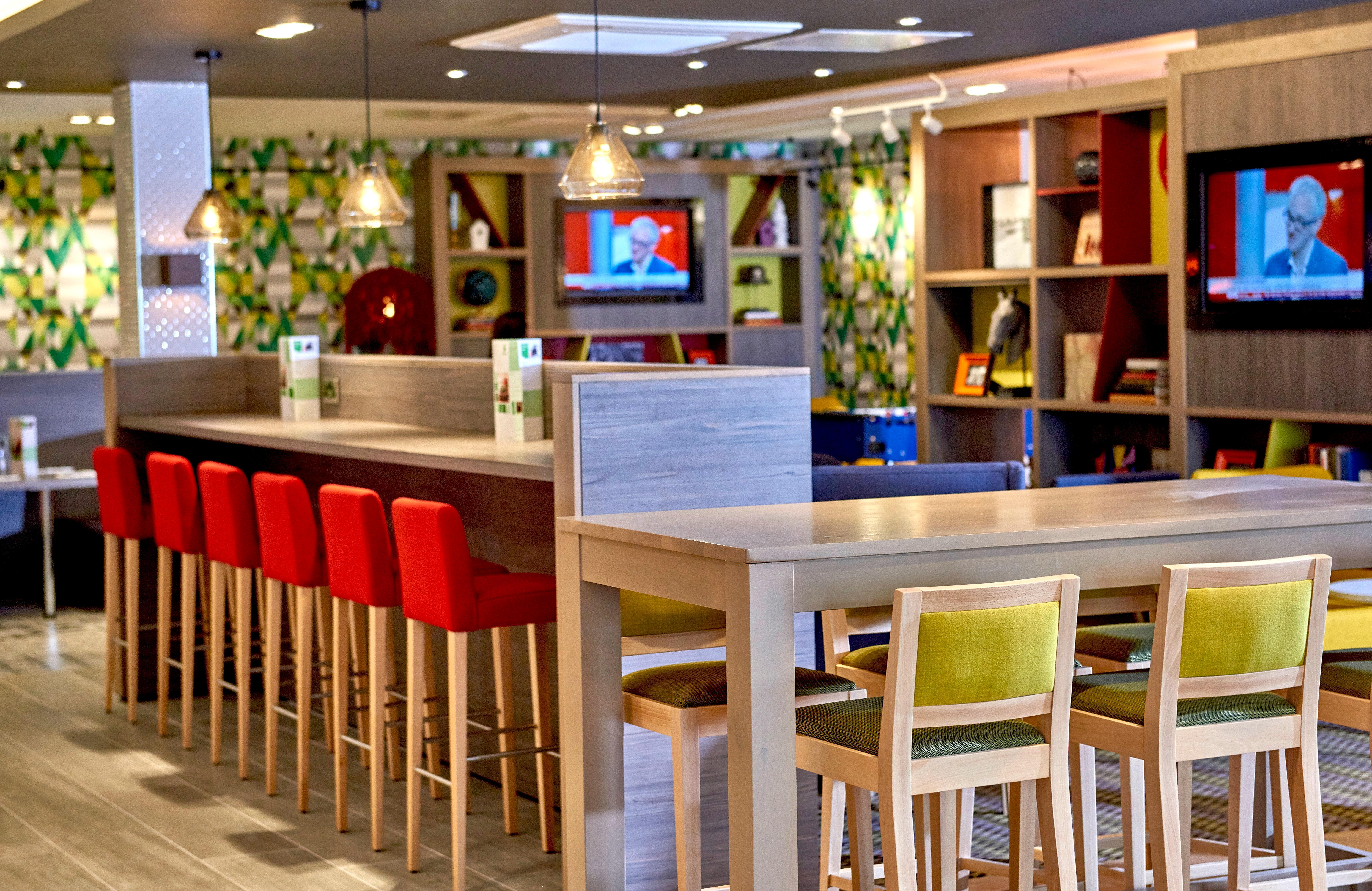 Holiday Inn Northampton West M1 Junc 16, An Ihg Hotel Flore Kültér fotó